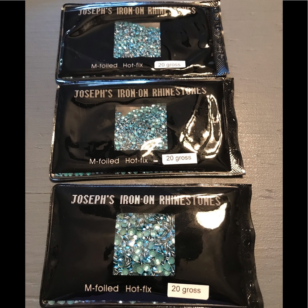 Rhinestones - Picture 1 of 1
